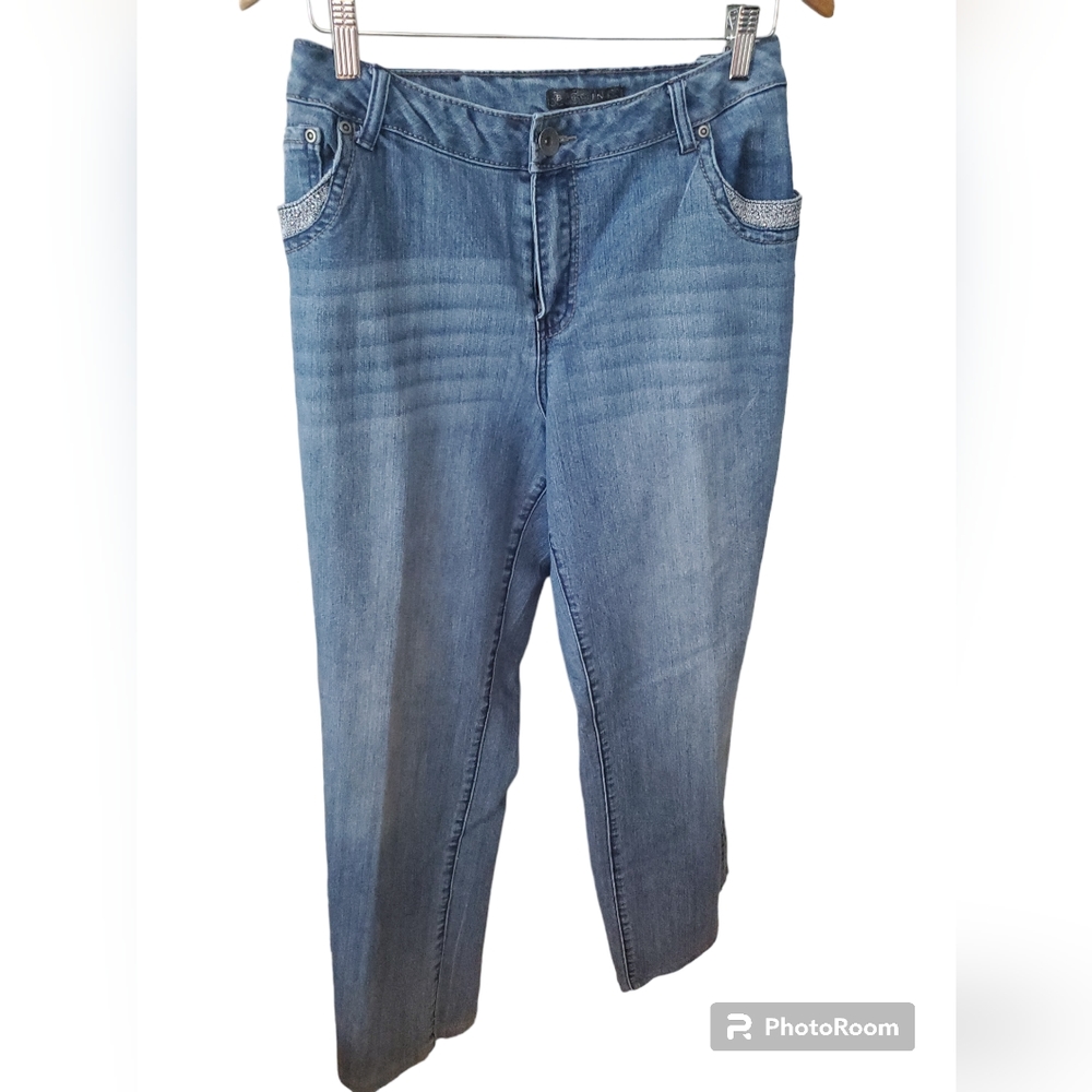 Baccini light wash rhinestones jeans - Picture 1 of 7
